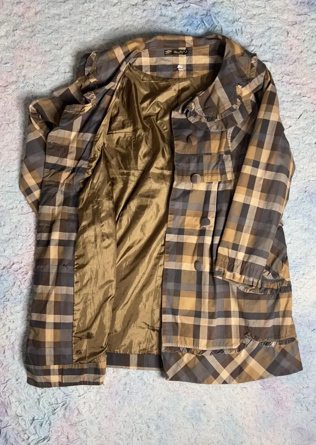 بارانی چهارخانه زنانه تمیز و سالم|لباس|تهران, جوادیه تهرانپارس|دیوار