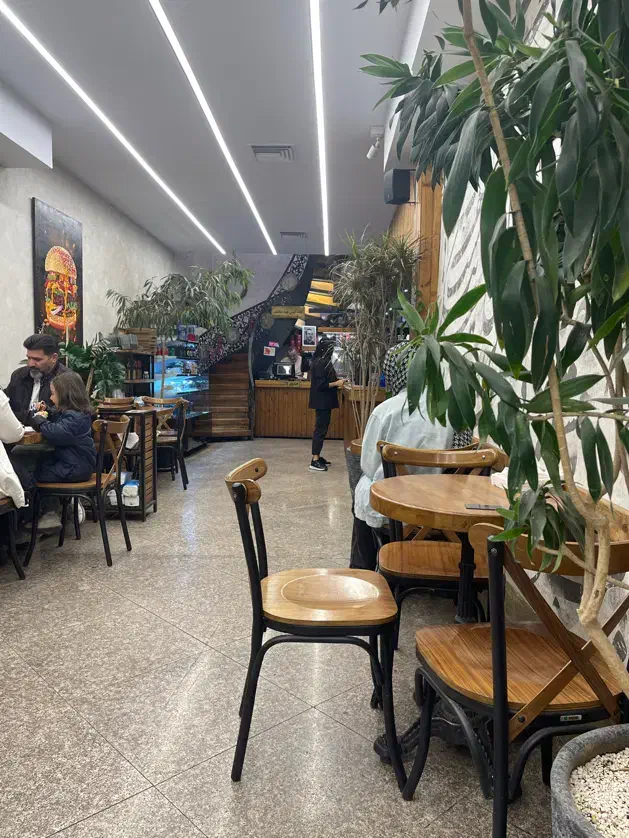 استخدام فوری ادمین خانم در کافه رستوران|استخدام رایانه و فناوری اطلاعات|تهران, افسریه شمالی|دیوار