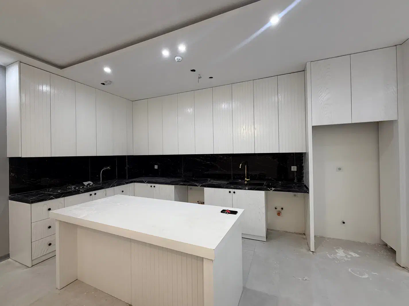 ۱۰۰ متر / برند مطرح  / ۱۰ واحدی / سجادیه|فروش آپارتمان|مشهد, الهیه|دیوار