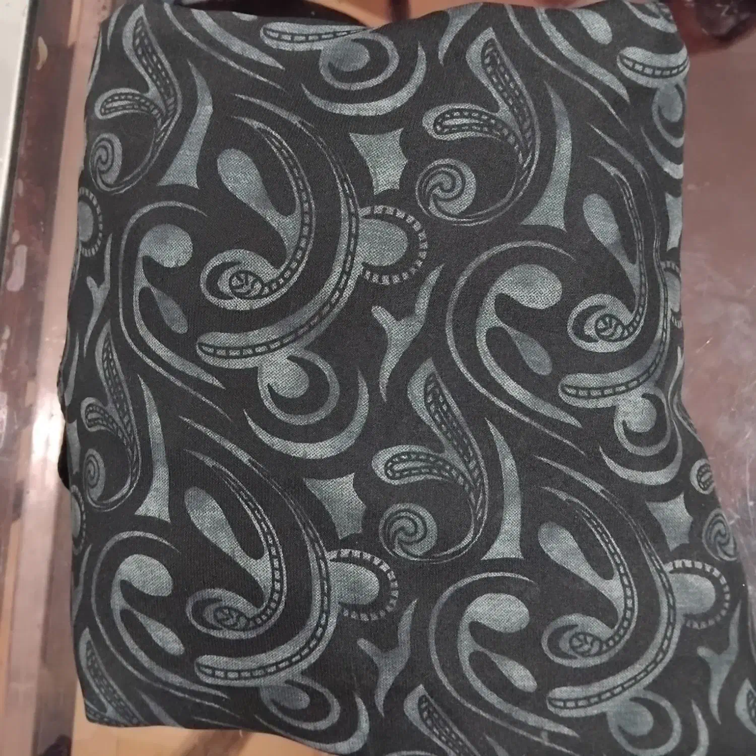 هدیه چادر رنگی|لباس|شیروان (خراسان), |دیوار