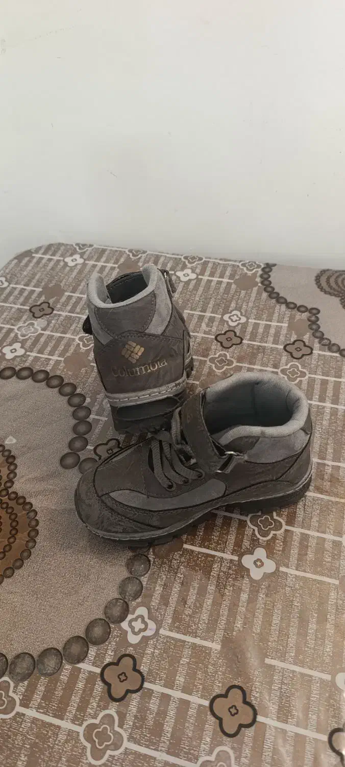 دو جفت کفش بچگانه|کفش و لباس بچه|تهران, دانشگاه شریف|دیوار