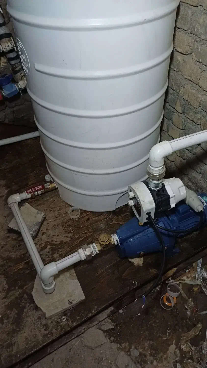 تعمیرات ابگرمکن نصب پمپ ومخزن لوله کشی ابفا|خدمات پیشه و مهارت|الیگودرز, |دیوار