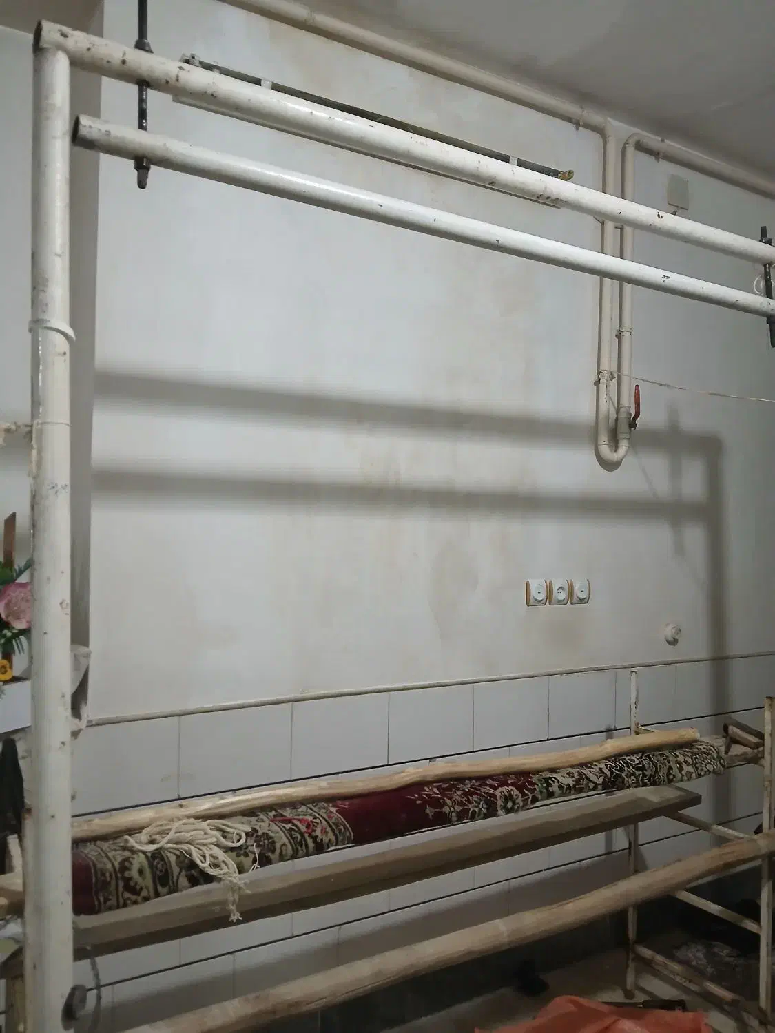 دستگاه قالی|فرش|آران و بیدگل, |دیوار