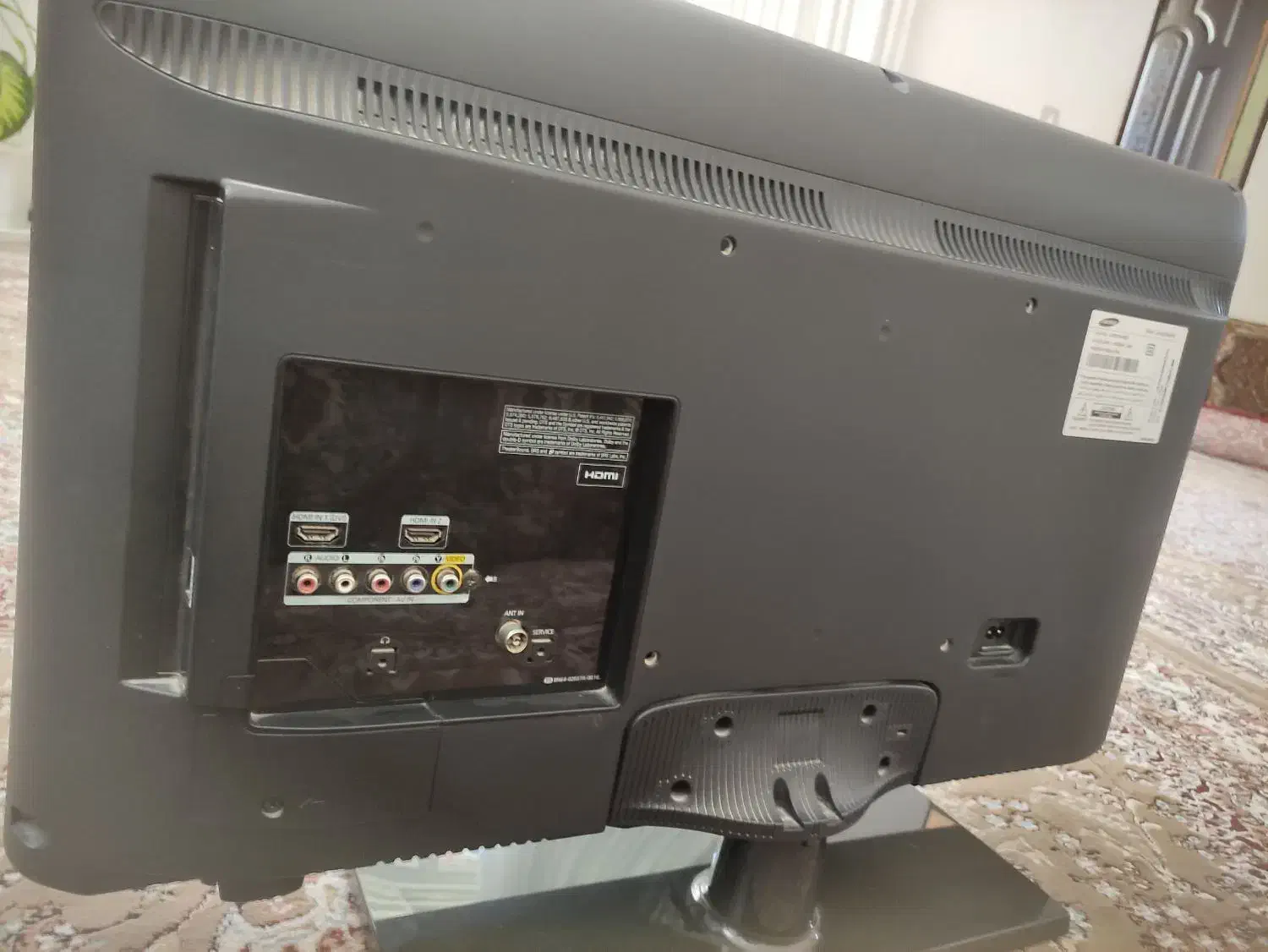 تلویزیون 32|تلویزیون و پروژکتور|مریوان, |دیوار