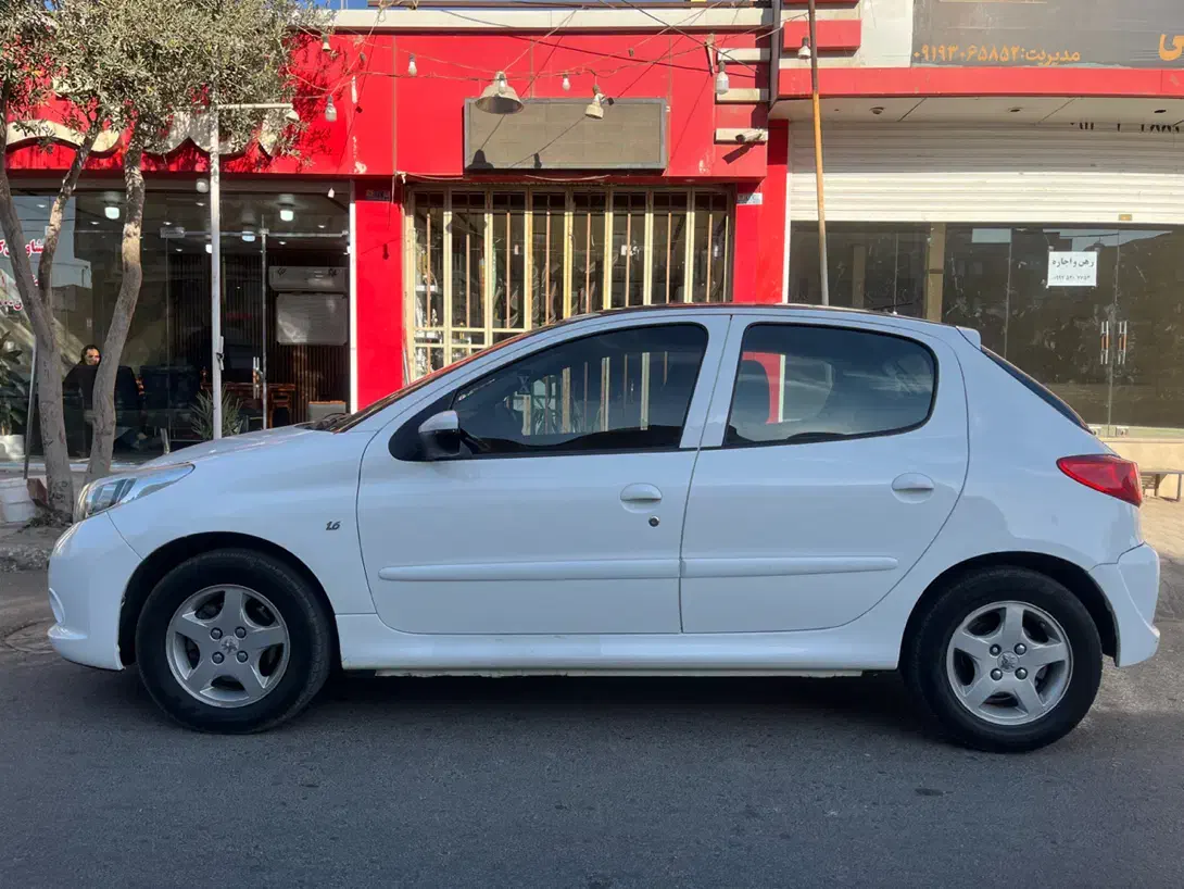 پژو 207 مدل 1400 پاناروما|خودرو سواری و وانت|کاشان, فاز ۲ ناجی آباد|دیوار