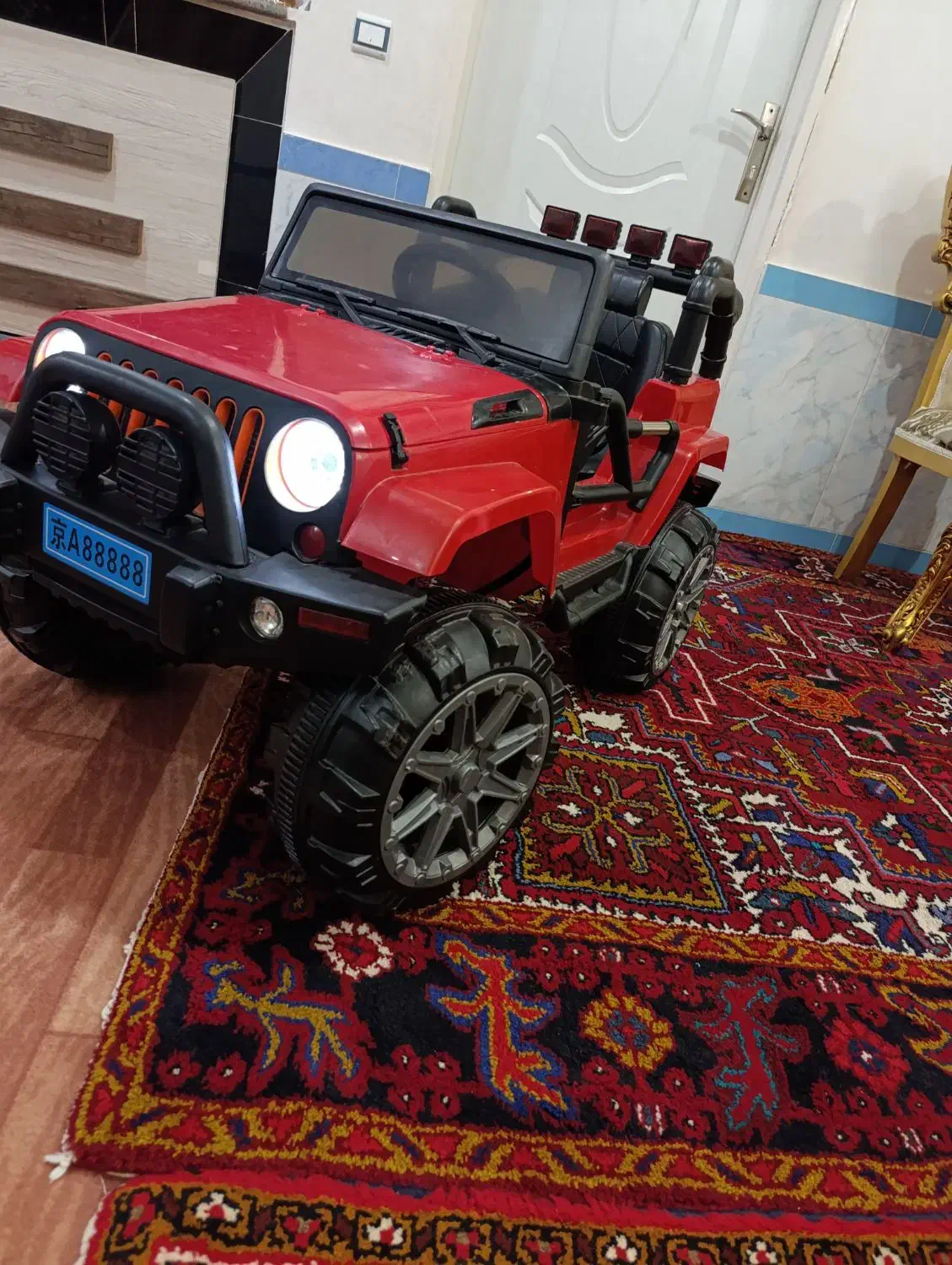 ماشین شارژی جیپ|اسباب‌بازی بچه|ملکان, |دیوار