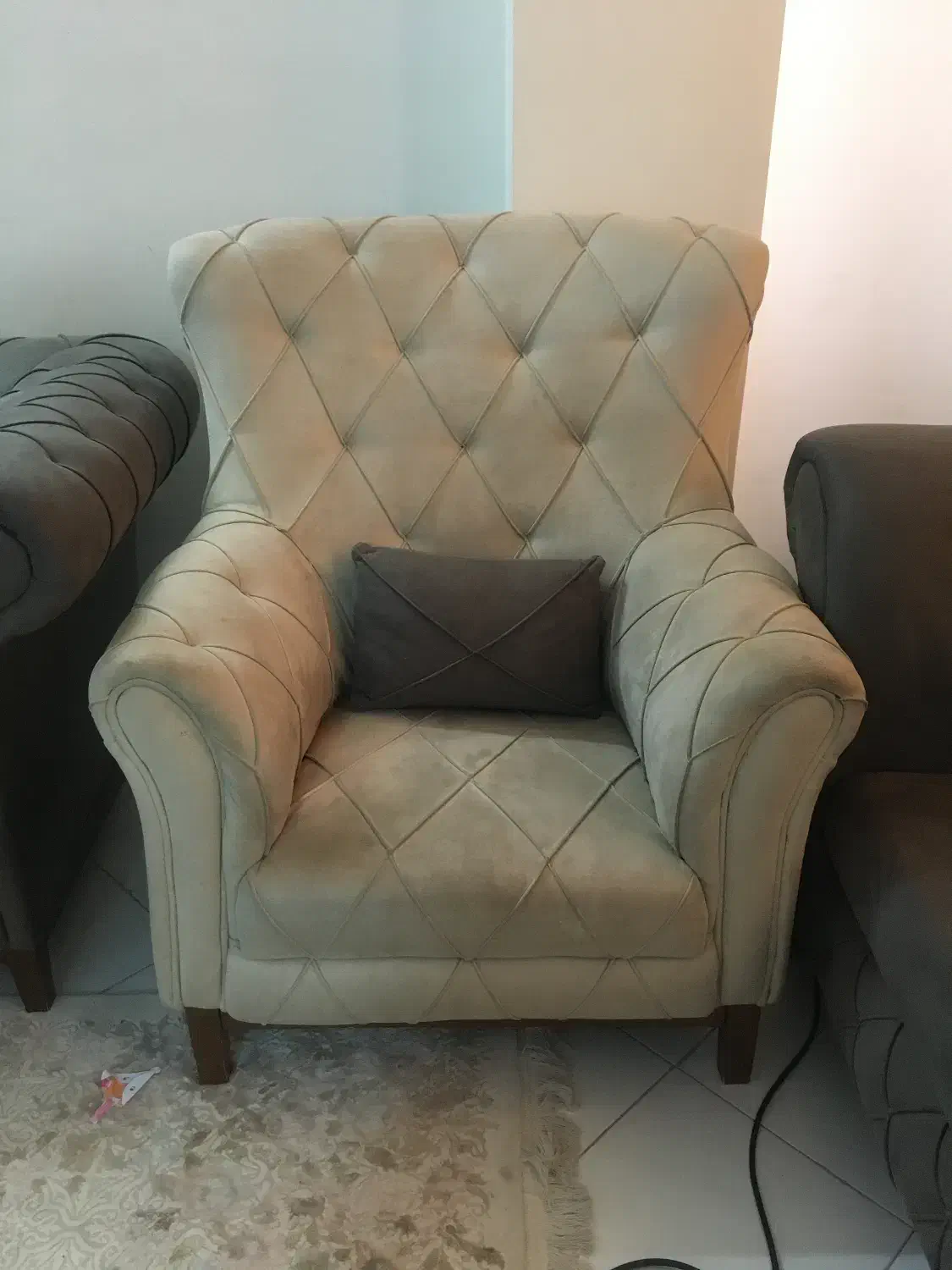 مبل چستر ۸ نفره|مبلمان خانگی و میز عسلی|پرند, فاز ۲|دیوار