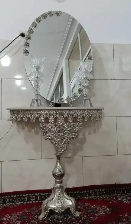 آینه و شمعدان|آینه|قم, ولیعصر|دیوار