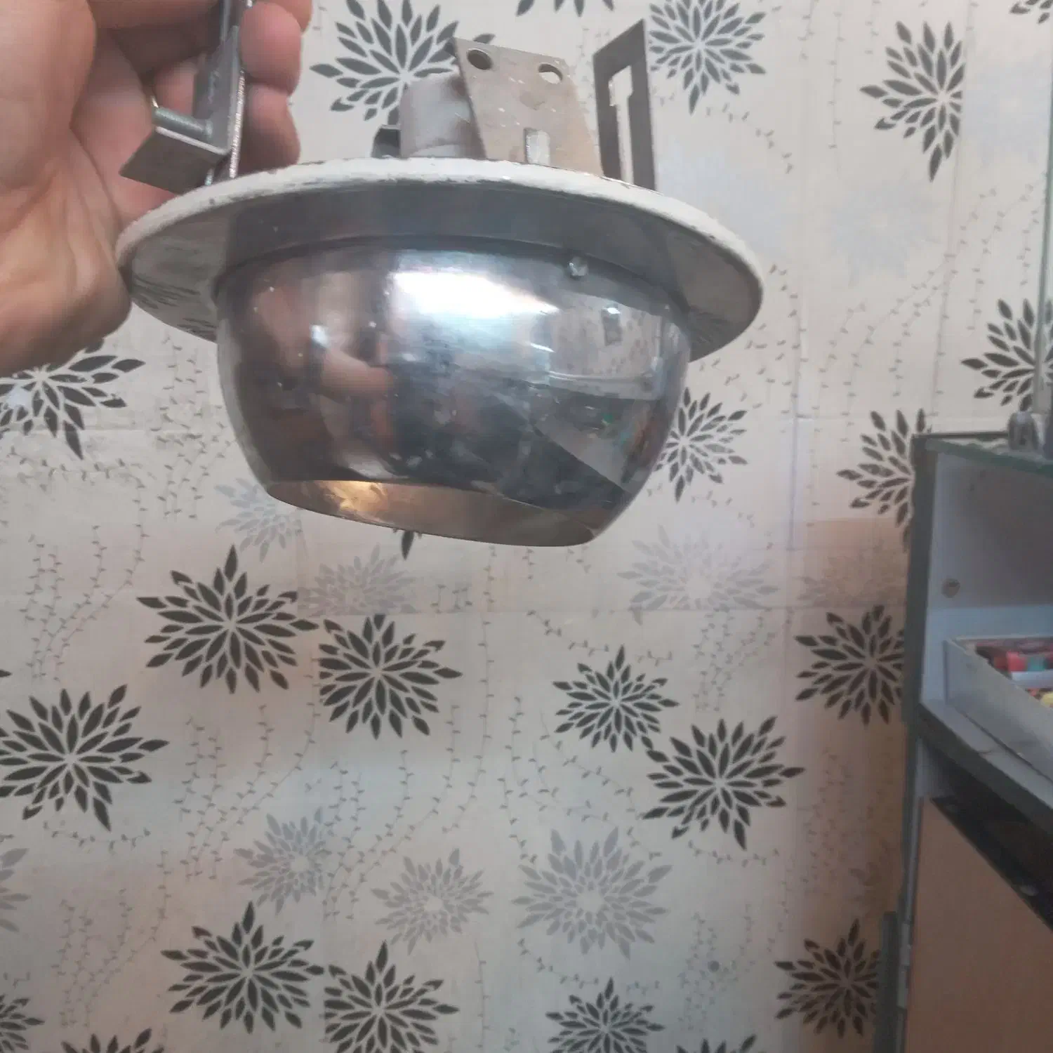 هالوژن|لامپ و چراغ|اصفهان, پروین|دیوار