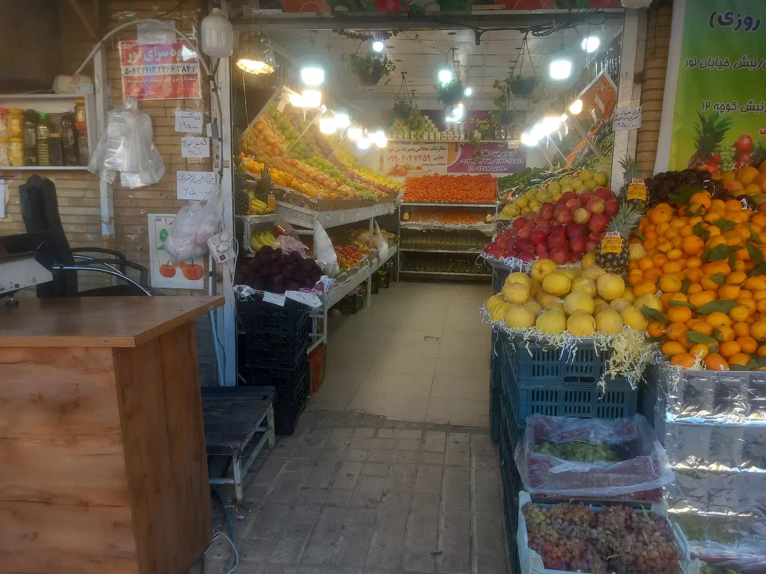 نیازمند بساط زن میوه|استخدام خدمات فروشگاه و رستوران|شیراز, شهرک گلستان|دیوار