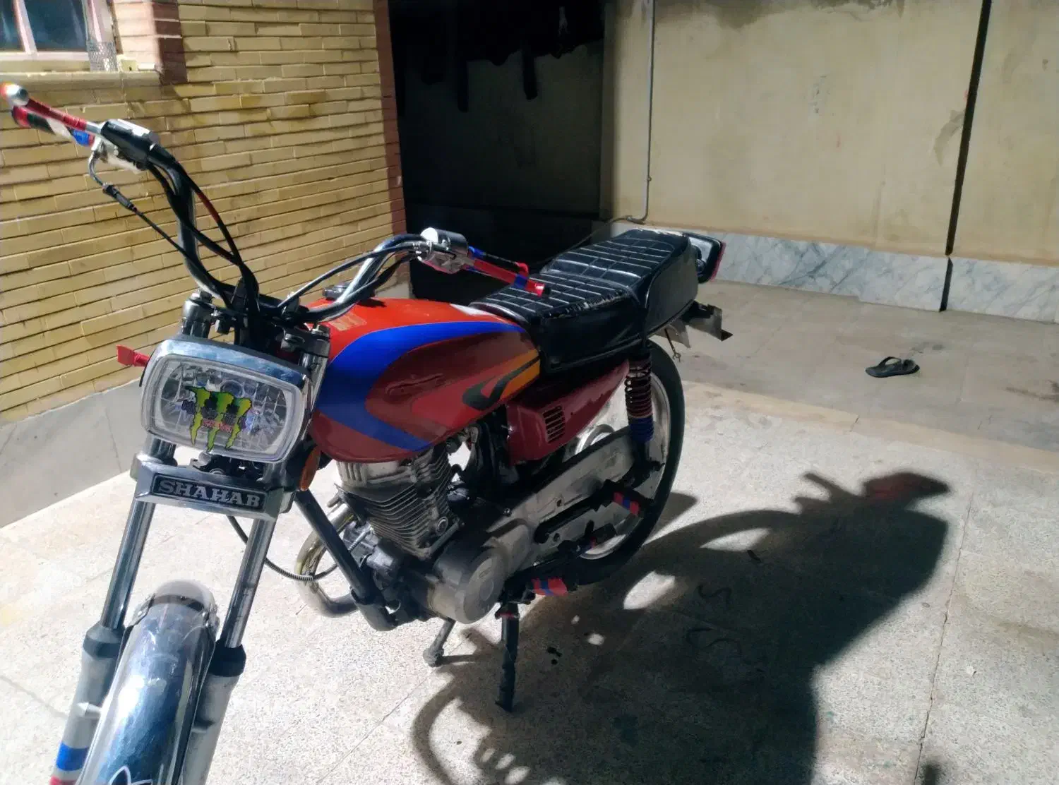 125هندا|موتورسیکلت|بم, |دیوار