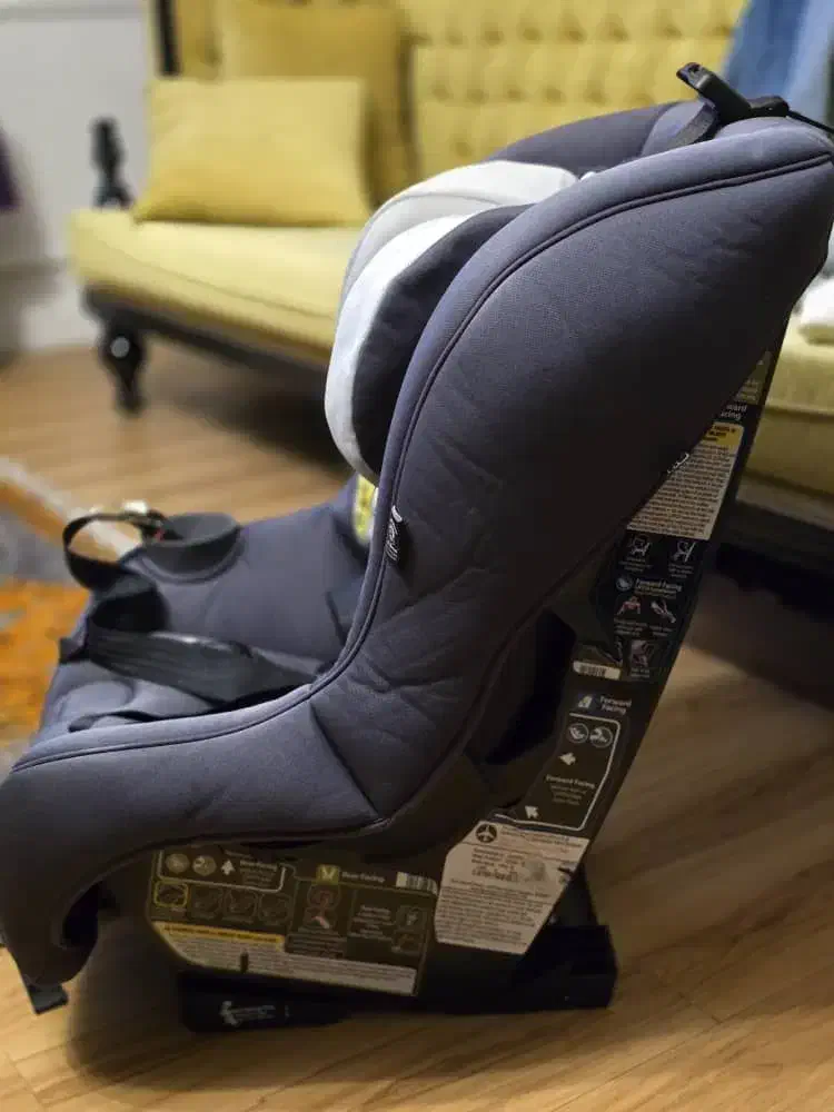 صندلی بچه ماشین|کالسکه و لوازم جانبی|تهران, قیطریه|دیوار