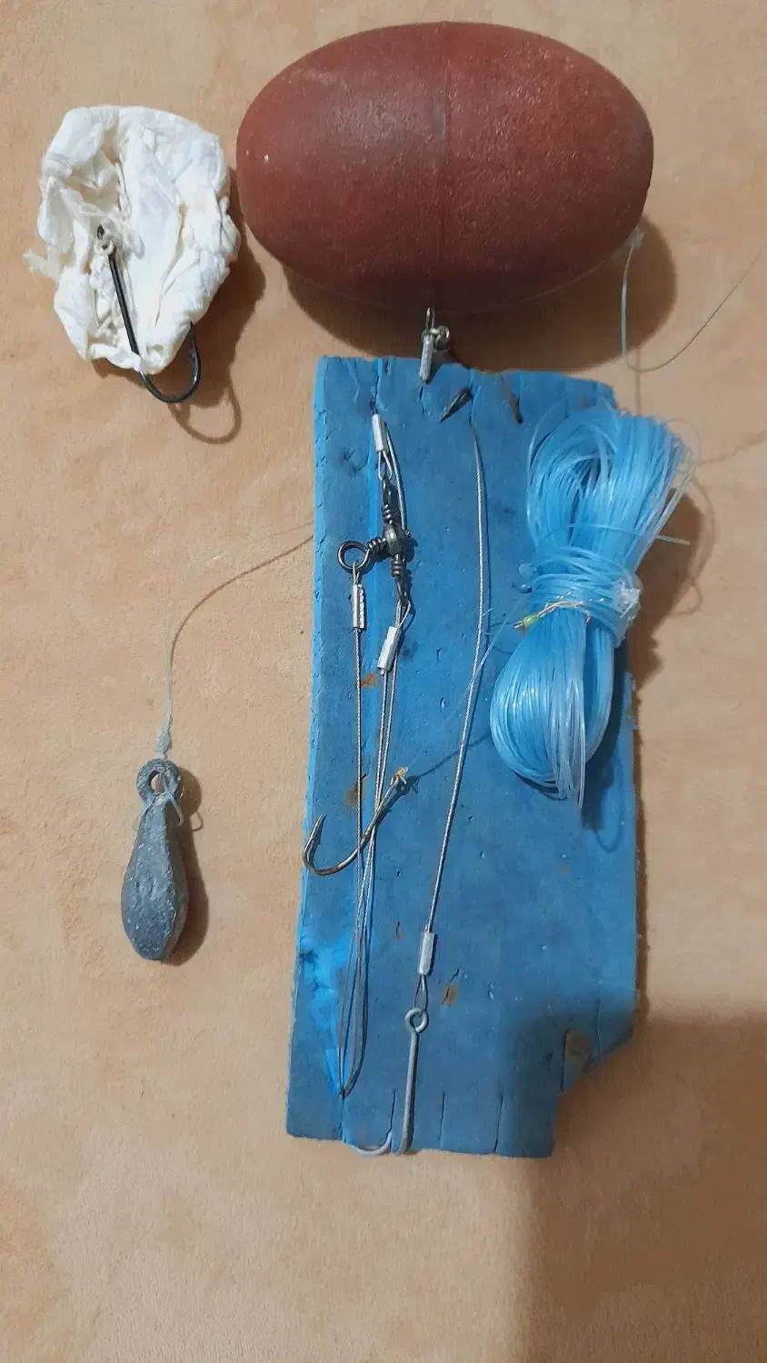 وزنه و قلاب ماهیگیری|ماهیگیری|کیش, |دیوار