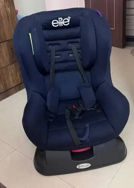 فروش صندلی بچه یا صندلی خودرو تهران|تخت و صندلی بچه|تهران, پاسداران|دیوار