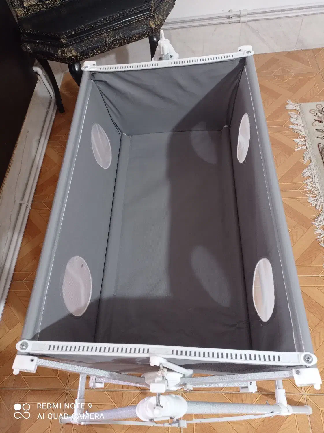 گهواره نوزاد فقط یک روز استفاده شده|تخت و صندلی بچه|ساوه, |دیوار