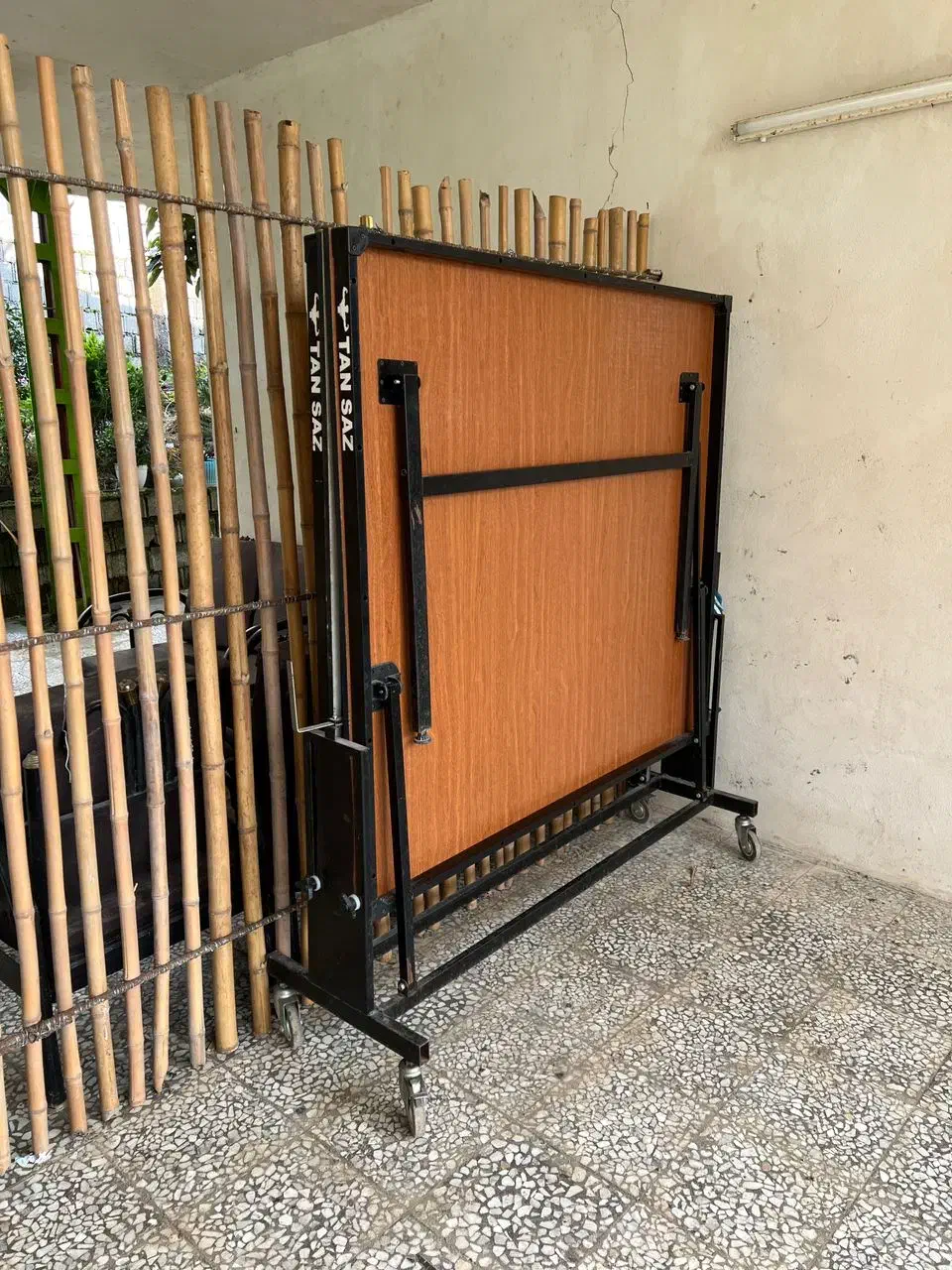 میز پینگ پنگ|ورزش‌های توپی|لاهیجان, شقایق|دیوار