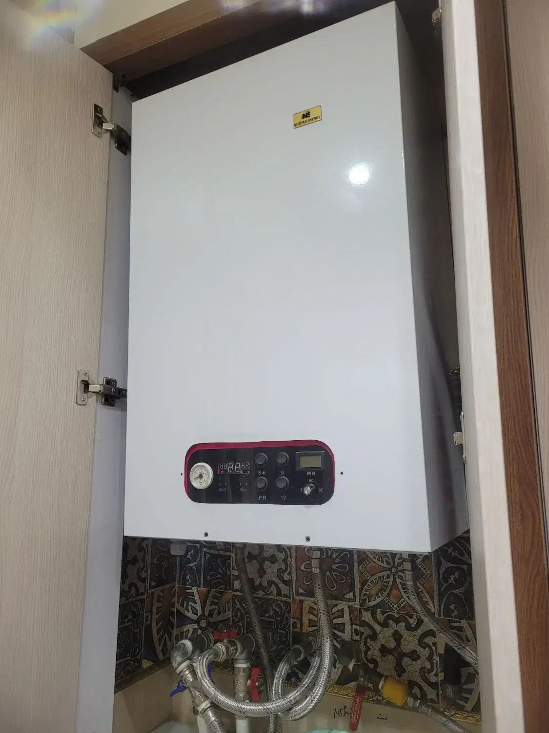پکیج برقی|آبگرمکن، پکیج، شوفاژ|خمینی‌شهر, |دیوار