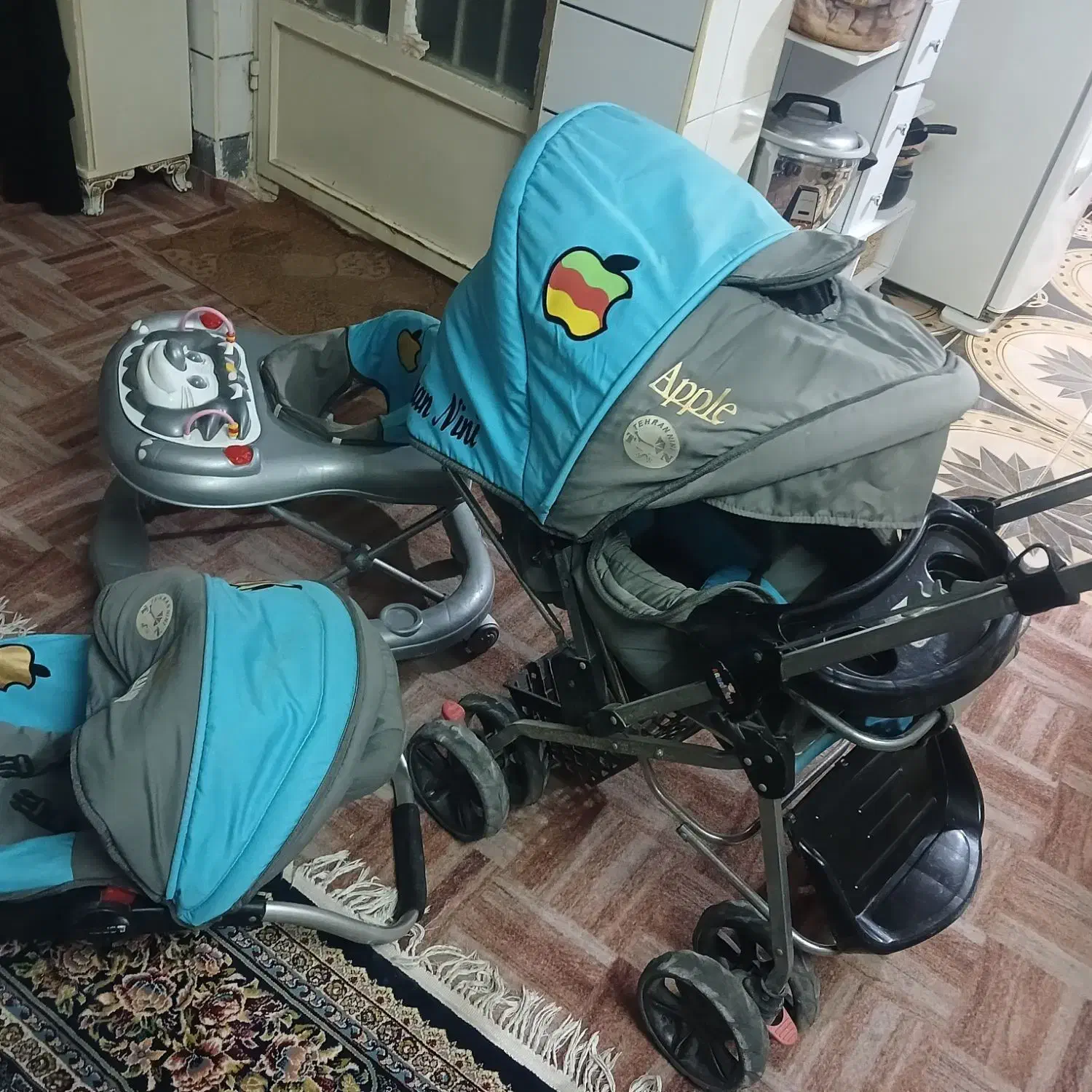 کالسکه وروک|کالسکه و لوازم جانبی|کاشان, ملا حبیبالله شریف|دیوار