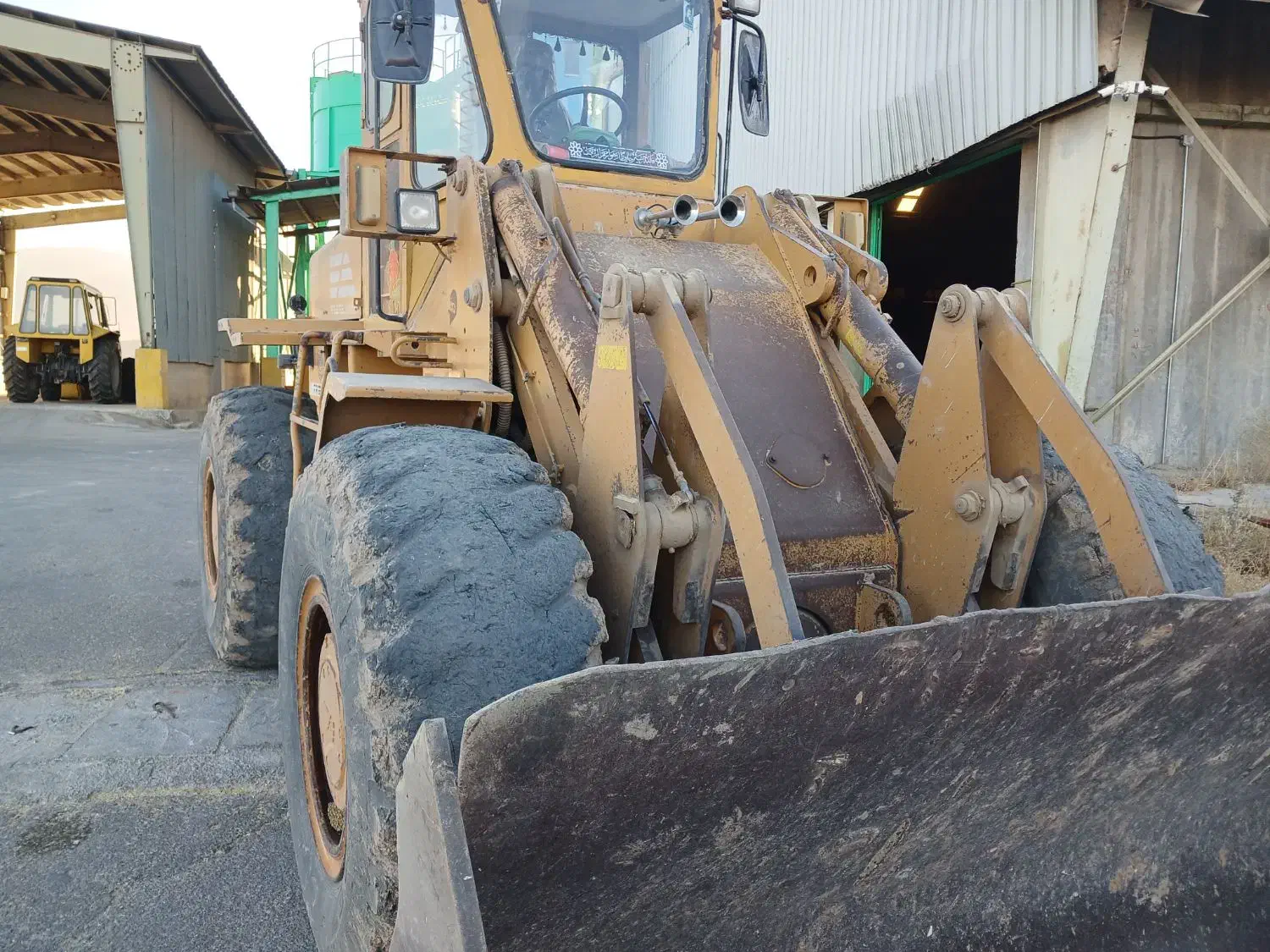 لودر فیاتالیست ۱۵|خودرو سنگین|شیراز, اکبر آباد|دیوار