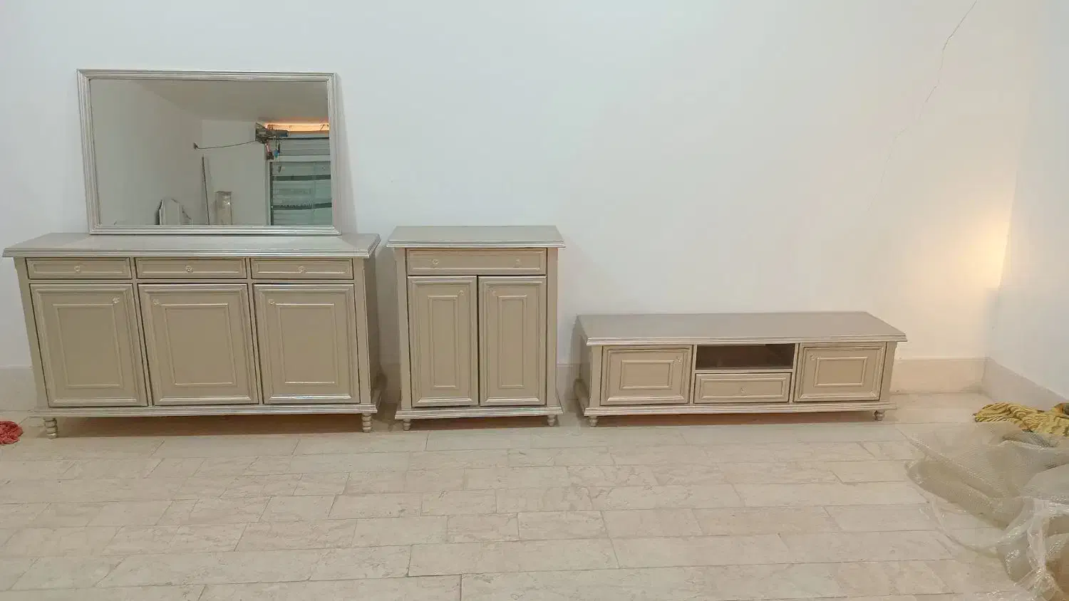 تعداد محدود کنسول میز تی‌وی و جاکفشی|جاکفشی، کمد، دراور|قنوات, |دیوار