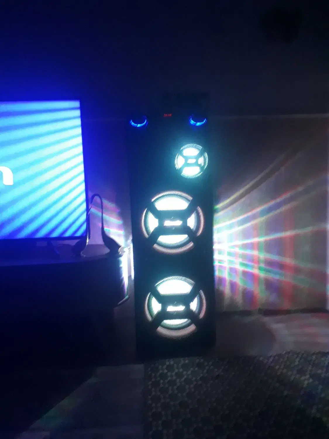 باند مکسیدر|صوتی و تصویری|سلفچگان, |دیوار