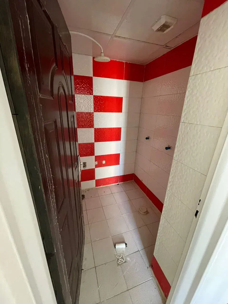 فروش دو خوابه ۸۳ متری جنب بوستان مشاهیر|فروش آپارتمان|پرند, فاز ۴|دیوار