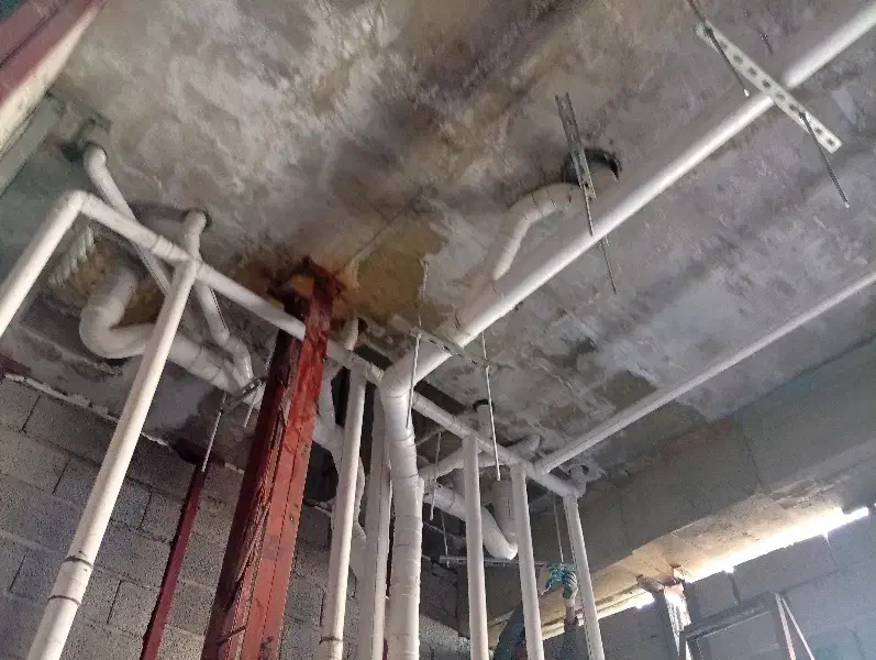 خدمات تاسیسات لوله کشی و نصب شیرآلات|خدمات پیشه و مهارت|کاشان, کارگر|دیوار