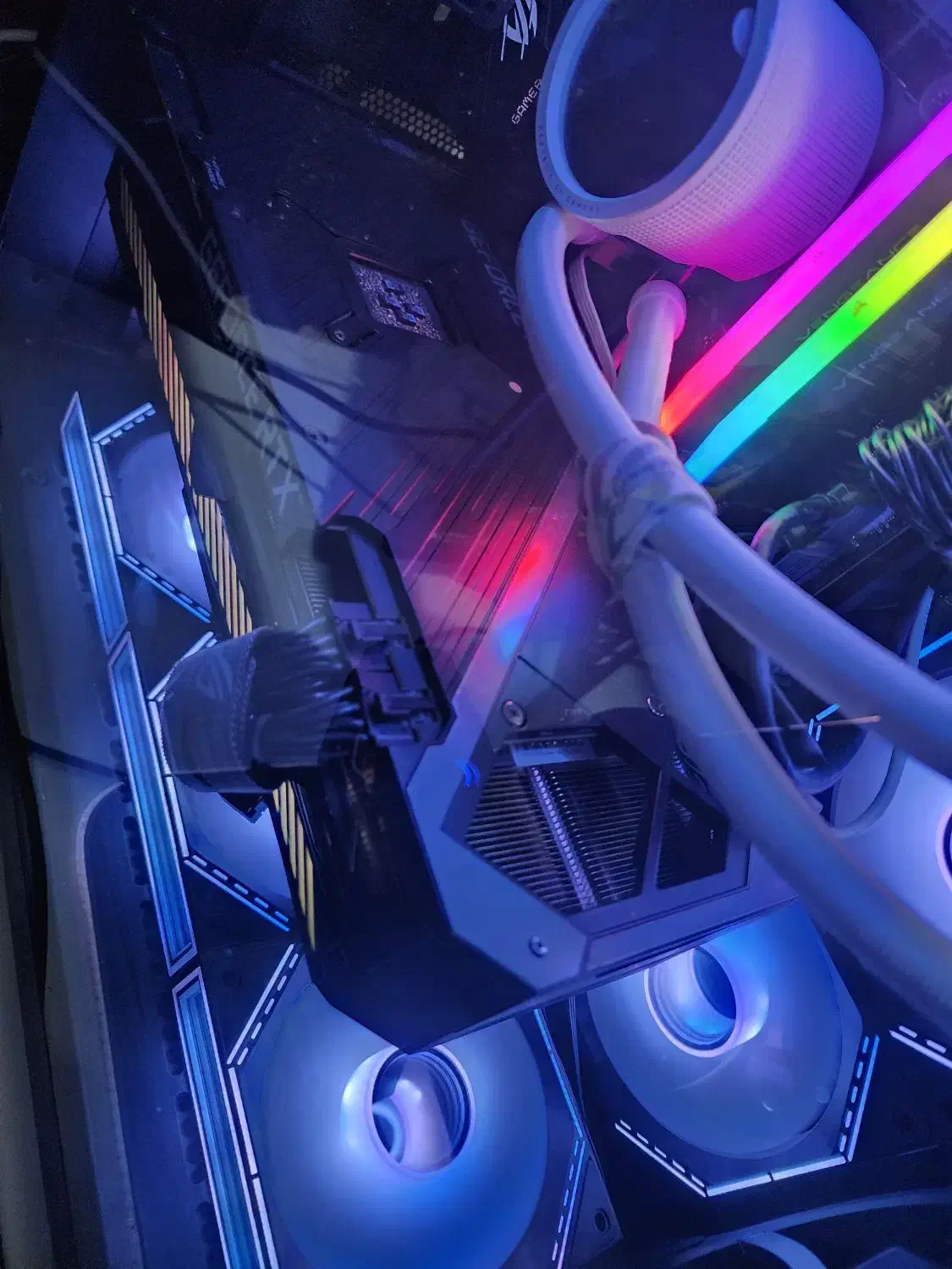 گرافیک کیس گیمینگ و رندرRTX 3070 rog  strix asus|قطعات و لوازم جانبی رایانه|تهران, حر|دیوار