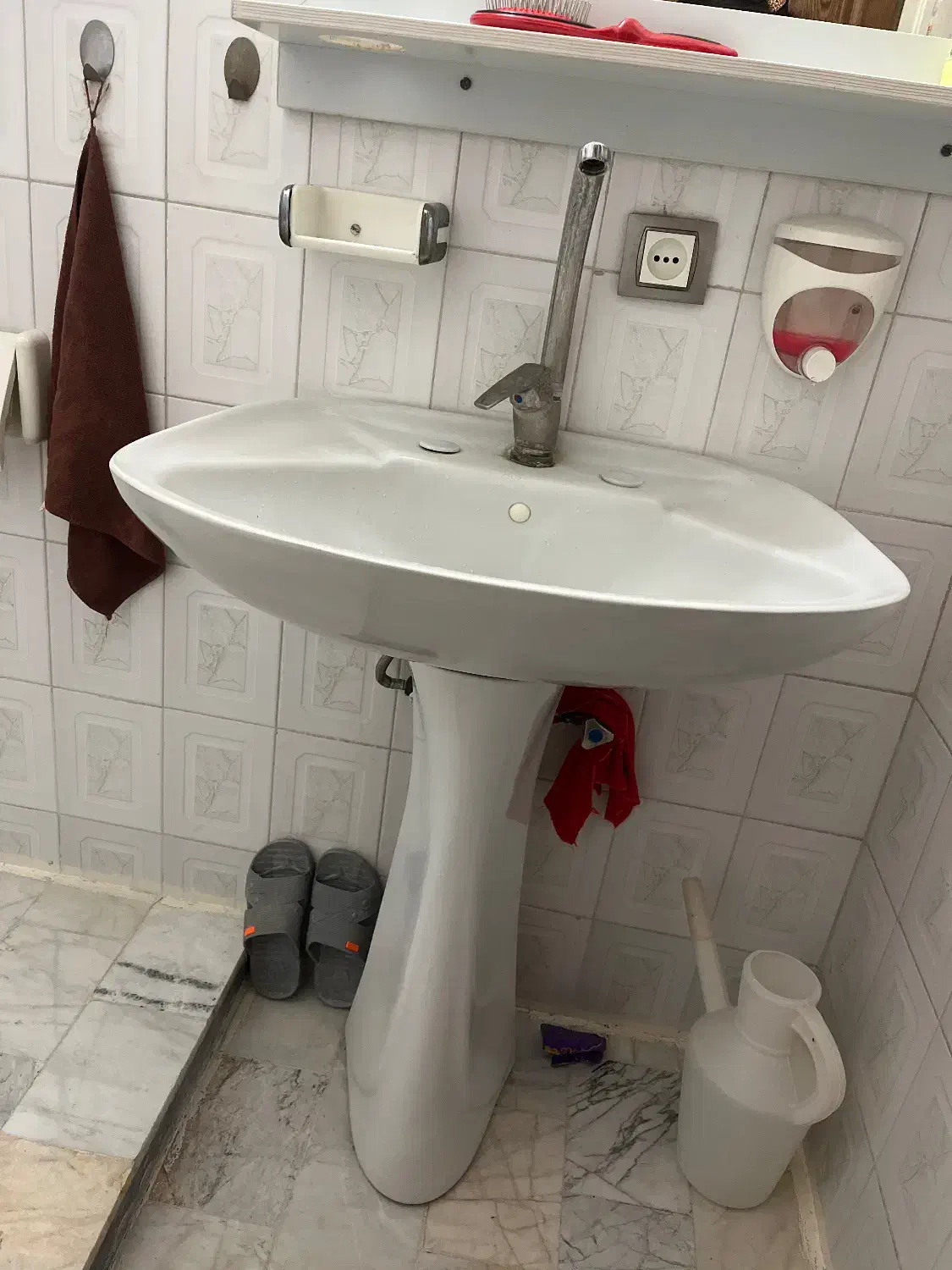 روشویی همراه شیر|لوازم سرویس بهداشتی|قزوین, |دیوار