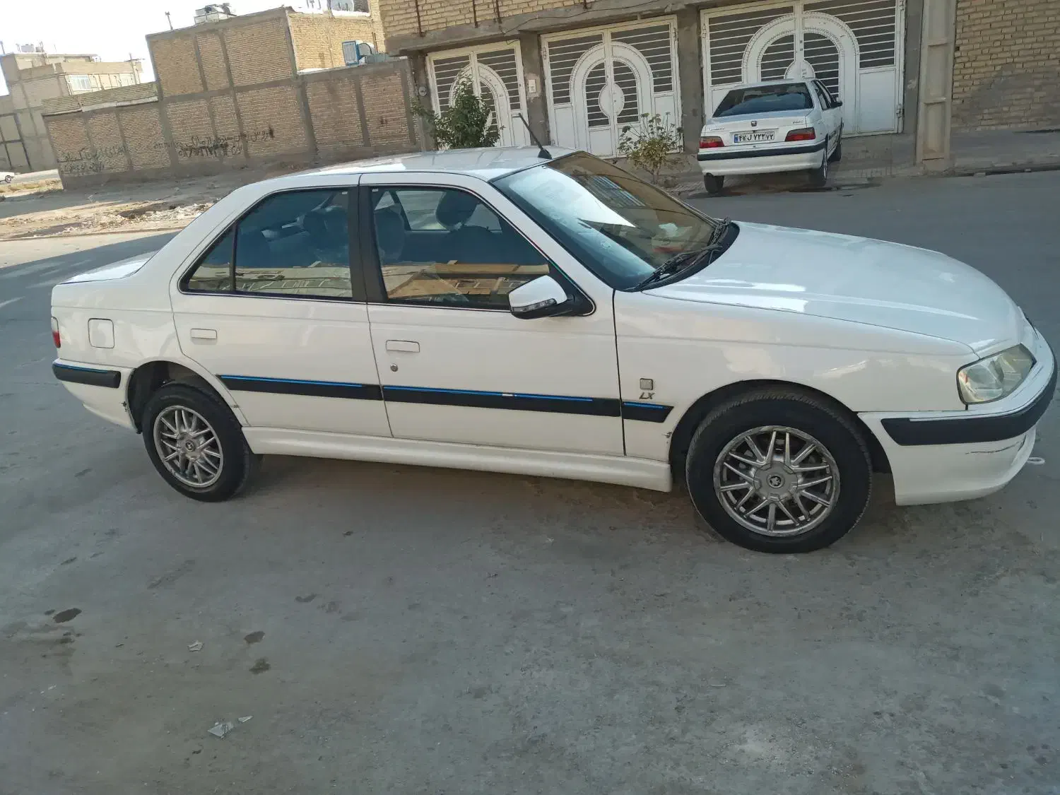 پژو پارس تیوفایو مدل ۹۶ سیمی|خودرو سواری و وانت|شیراز, رکن‌آباد|دیوار