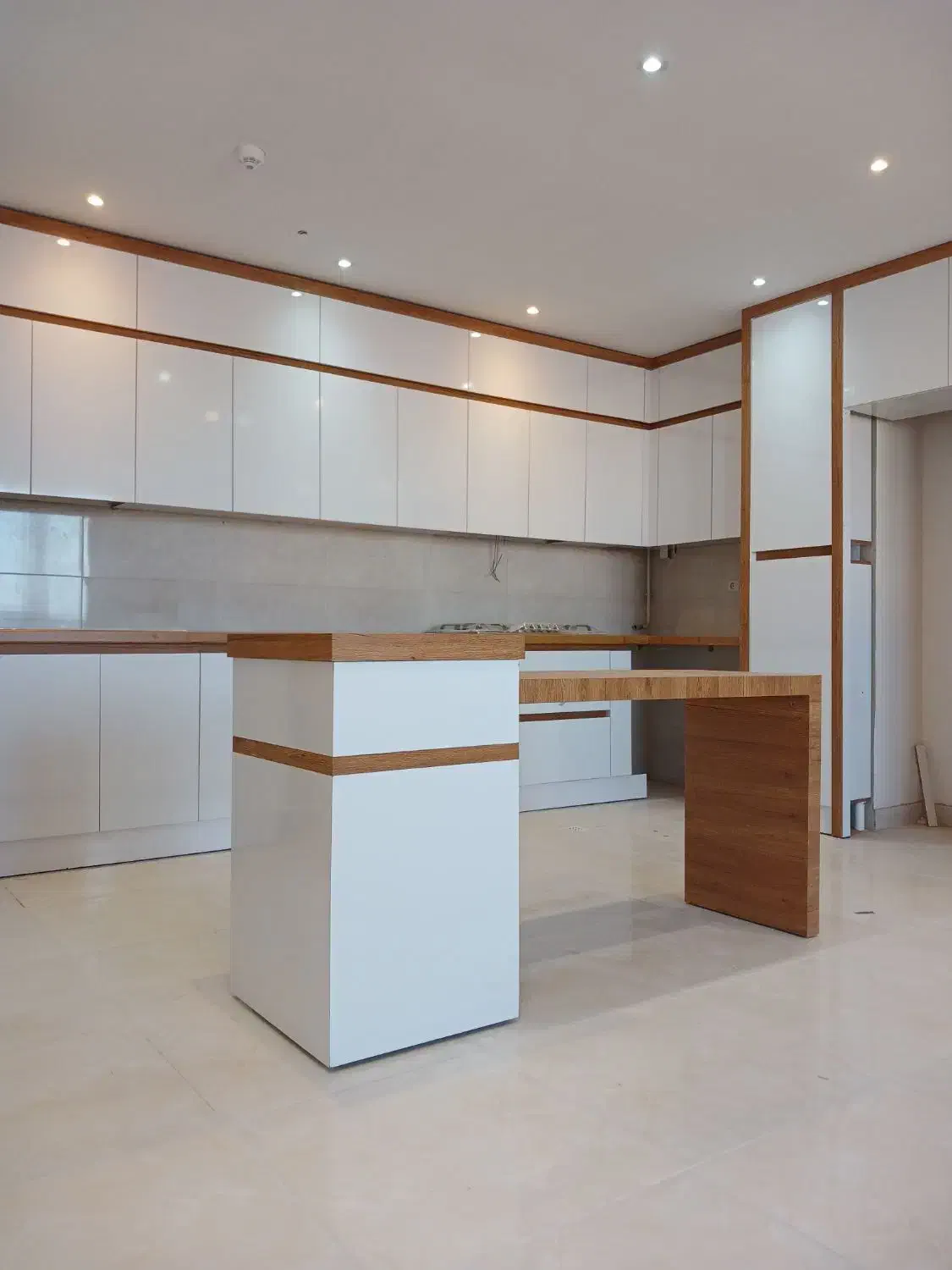 دکوراسیون داخلی سازنده کابینت و کمد ام دی اف کار|خدمات پیشه و مهارت|رشت, لاکانی|دیوار