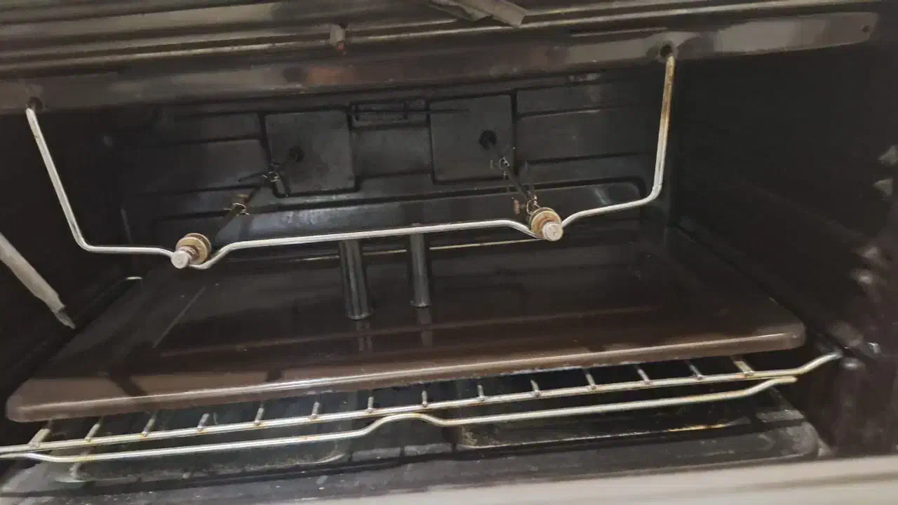 اجاق گاز فردار ۵شعله مارک تکنو گاز|اجاق گاز و لوازم برقی پختوپز|شیراز, شهرک گلدشت حافظ|دیوار