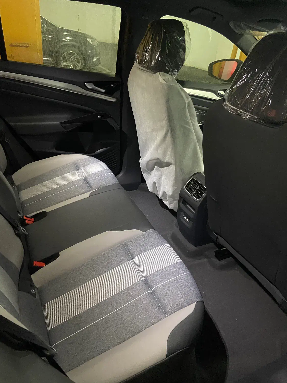 فولکس واگن id4 سرمه ای 2025 شخصی|خودرو سواری و وانت|تهران, جمهوری|دیوار