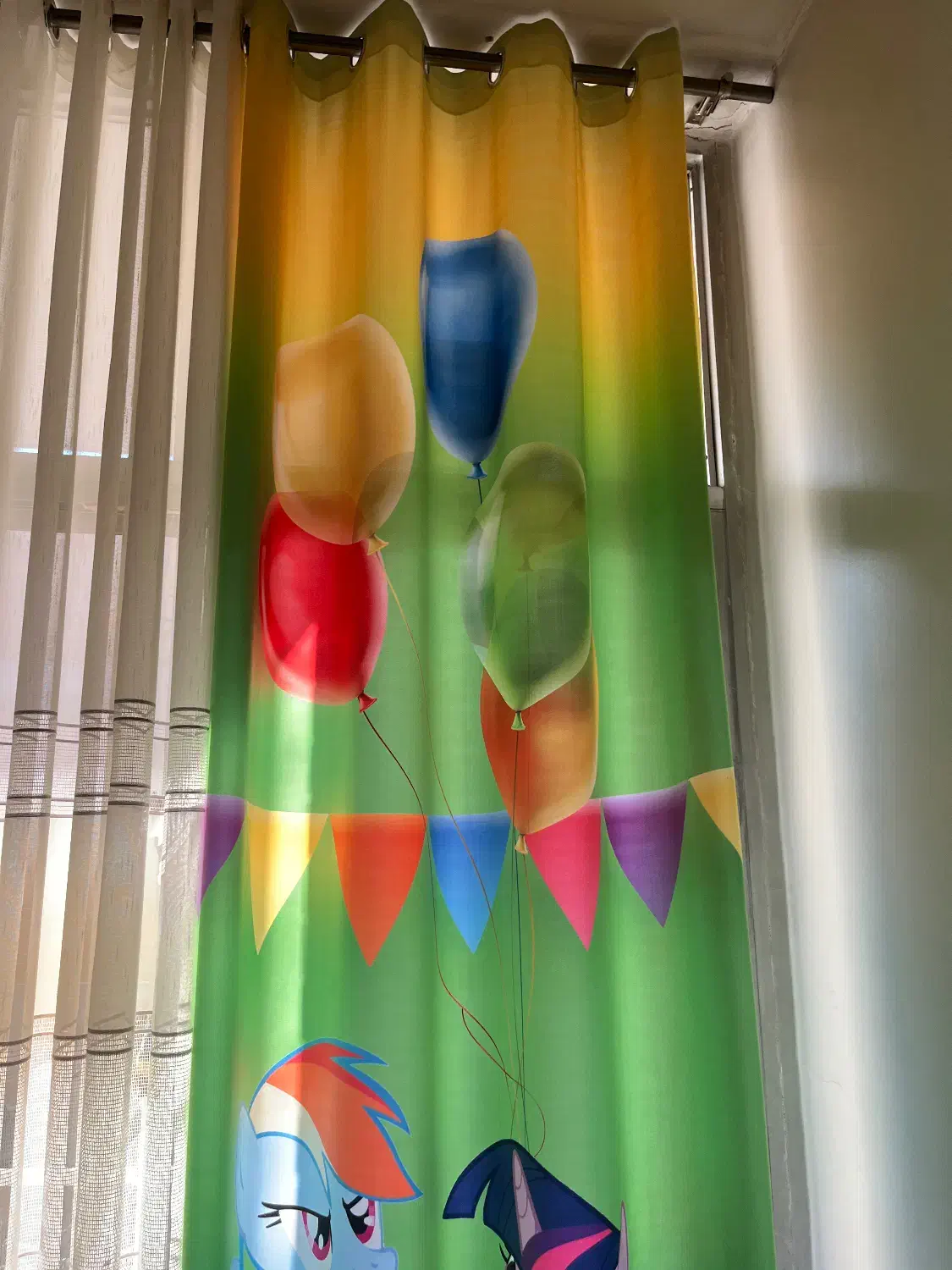 پرده اتاق|پرده، رانر، رومیزی|اصفهان, جلفا|دیوار