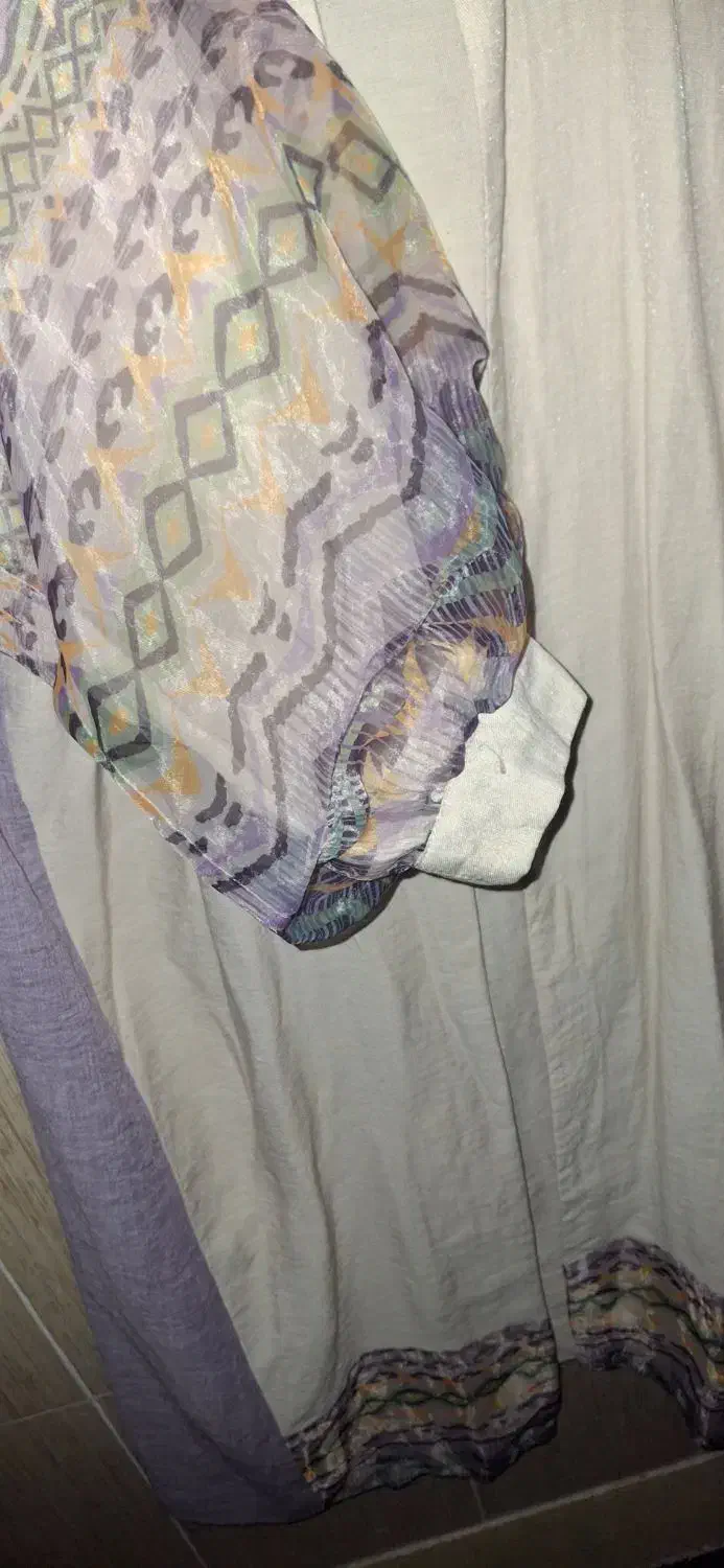 مانتو مجلسی|لباس|نجف‌آباد, قلعه سفید|دیوار