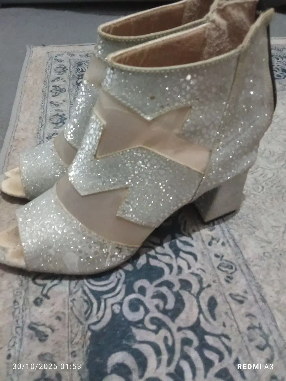 کفش مجلسی|کیف، کفش، کمربند|اردبیل, |دیوار