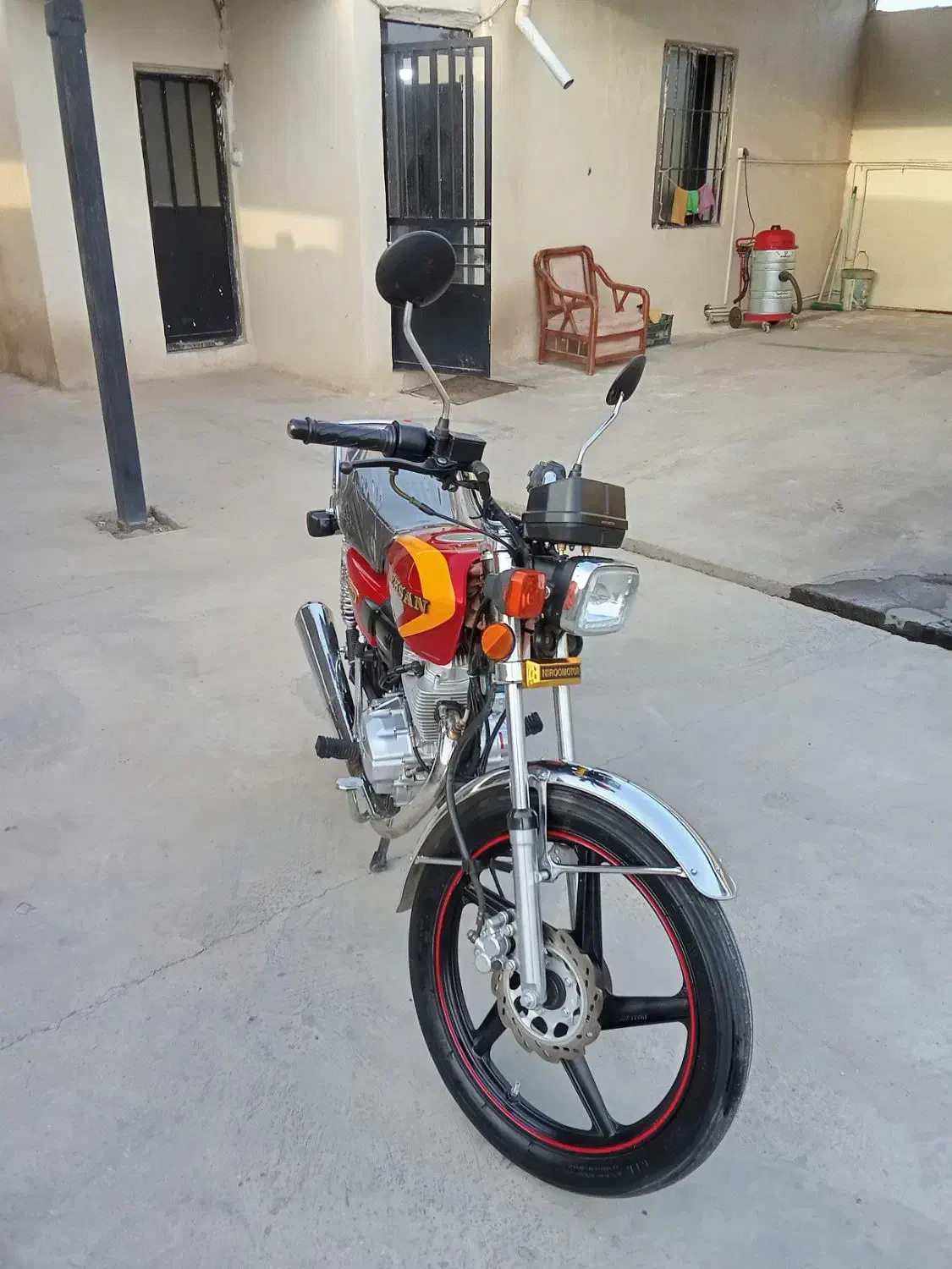 هوندا ۲۰۰ احسان|موتورسیکلت|چهارباغ, |دیوار