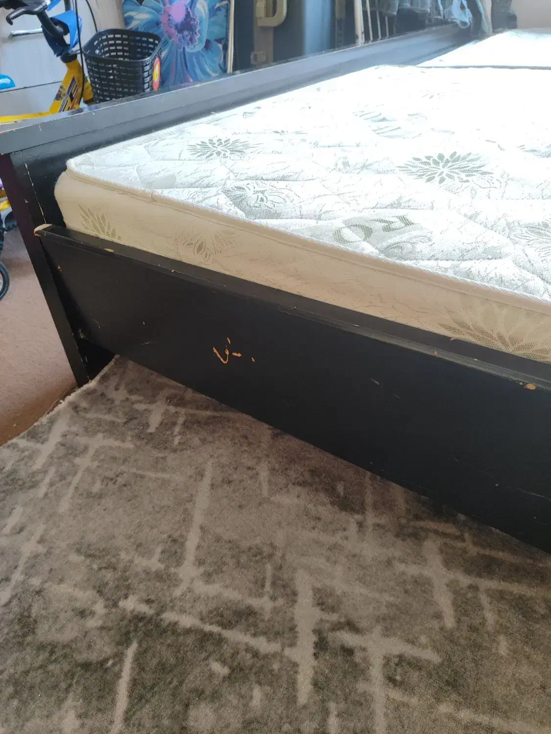 تخت دونفره کارکرده بدون تشک|تخت و سرویس خواب|تبریز, |دیوار