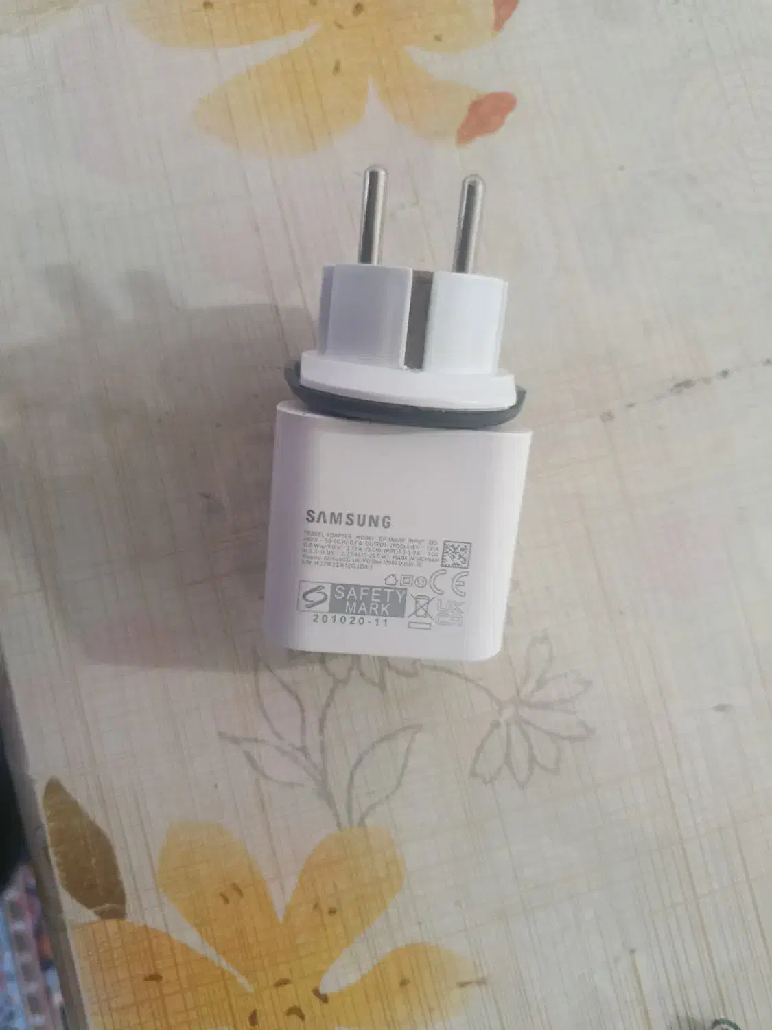 آداپتور a06|لوازم جانبی موبایل و تبلت|سربیشه, |دیوار