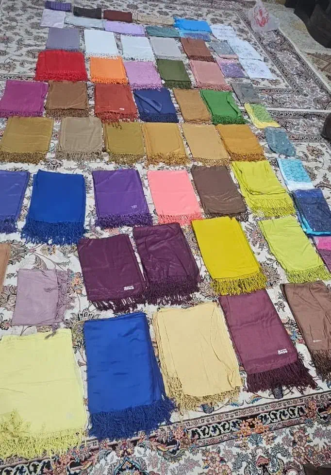 شال ساده جنس تُرک...|لباس|شیراز, فرهنگ شهر|دیوار