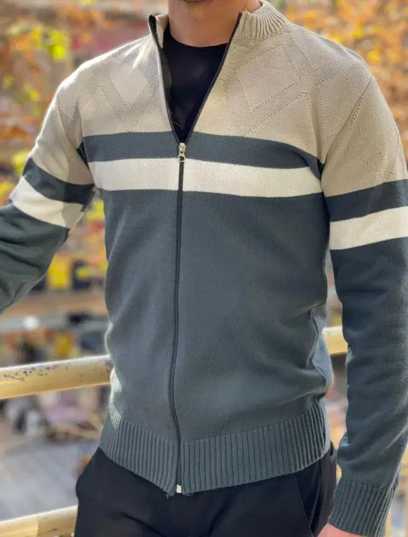 فروشنده پوشاک|استخدام خدمات فروشگاه و رستوران|مشهد, عیدگاه|دیوار