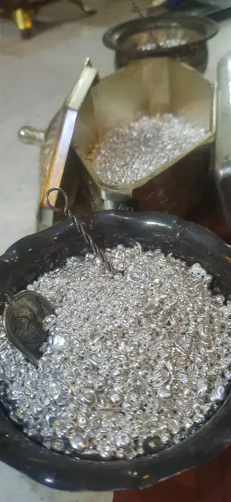 نقره شمش امارات ترک تهران بازار دلگشا ط۳ پ۵۵|بدلیجات|تهران, بازار|دیوار