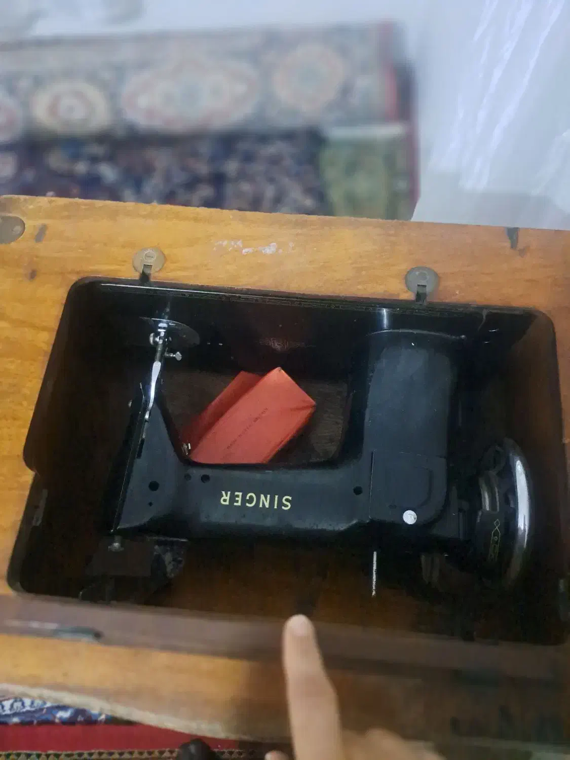 چرخ خیاطی اصل ژاپن  و قیچی خیاطی|چرخ خیاطی و ریسندگی|ضیاء آباد, |دیوار