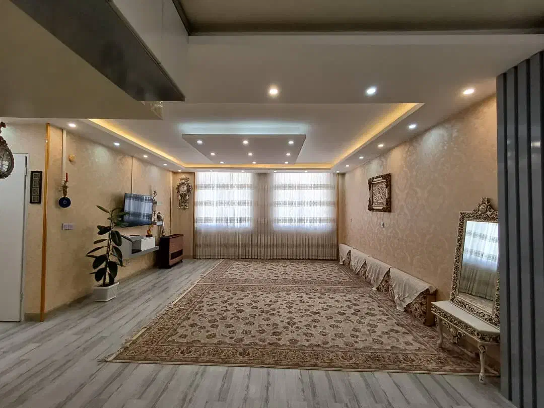 فروش آپارتمان محله‌ی B6 تیپ ذوب آهنی شیک|فروش آپارتمان|فولادشهر, B6|دیوار