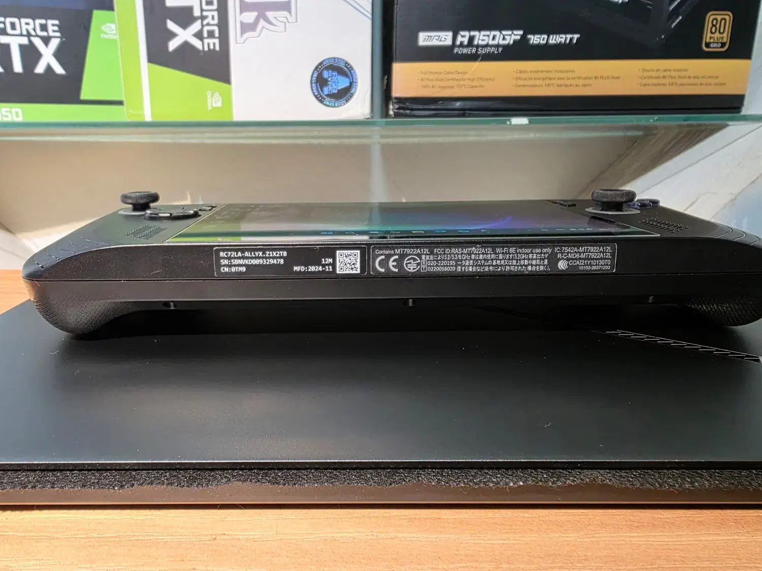 کنسول دستی ASUS ROG Ally X هیولای پرتابل ۲ ترابایت|کنسول، بازی ویدئویی و آنلاین|شیراز, معالیآباد|دیوار