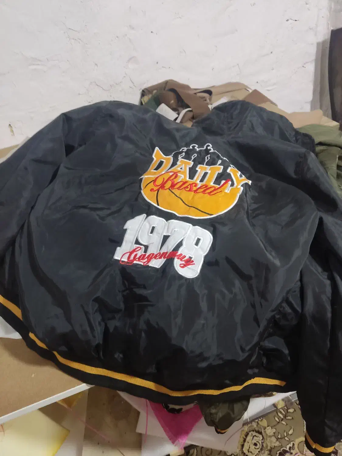 بادگیر پارچه مموری ضداب|لباس|قم, قلعه کامکار|دیوار