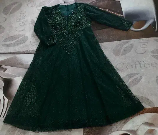 لباس مجلسی سایز بزرگ|لباس|رباط‌کریم, آدران|دیوار