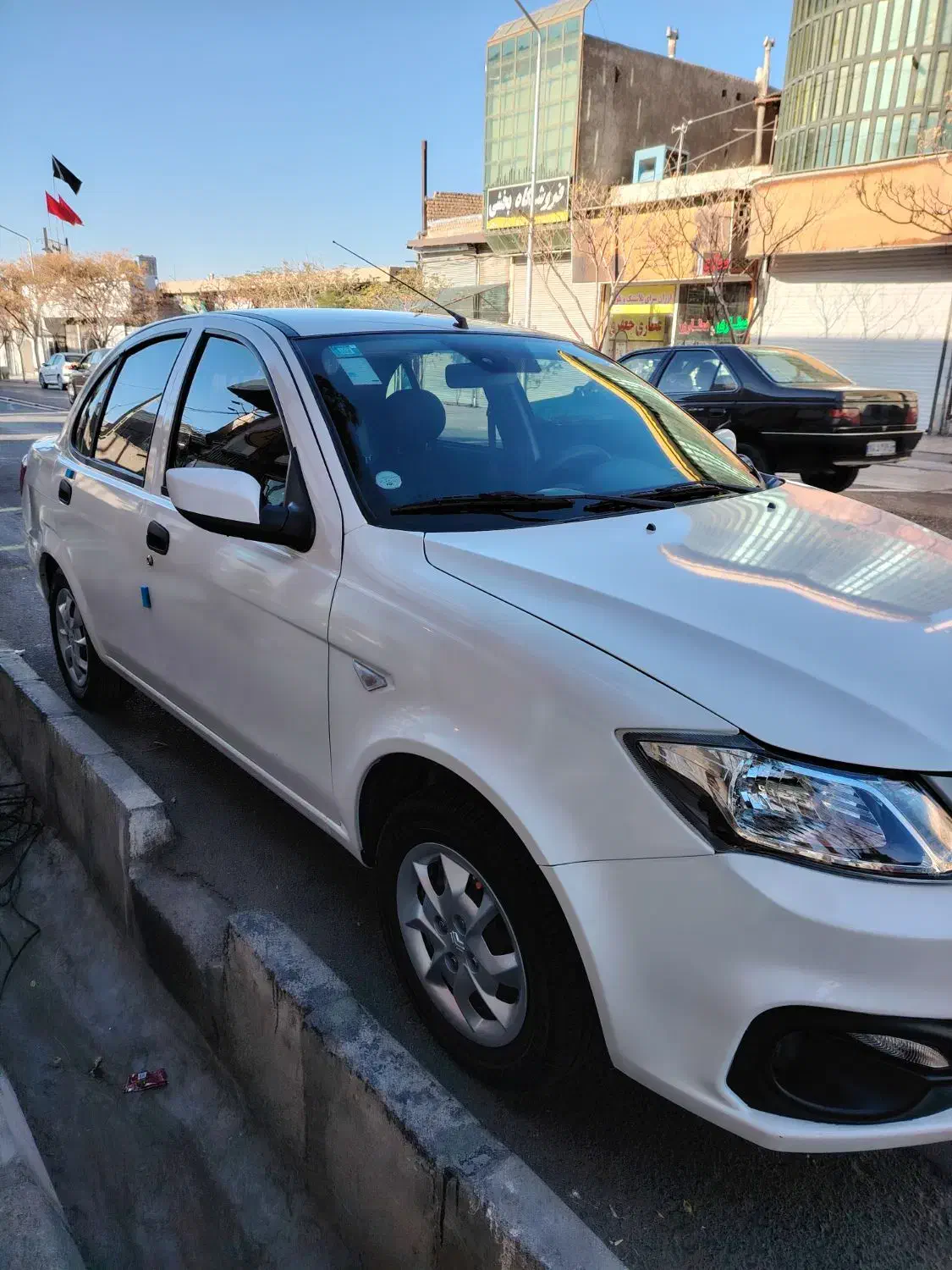 ساینا s|خودرو سواری و وانت|بیرجند, |دیوار