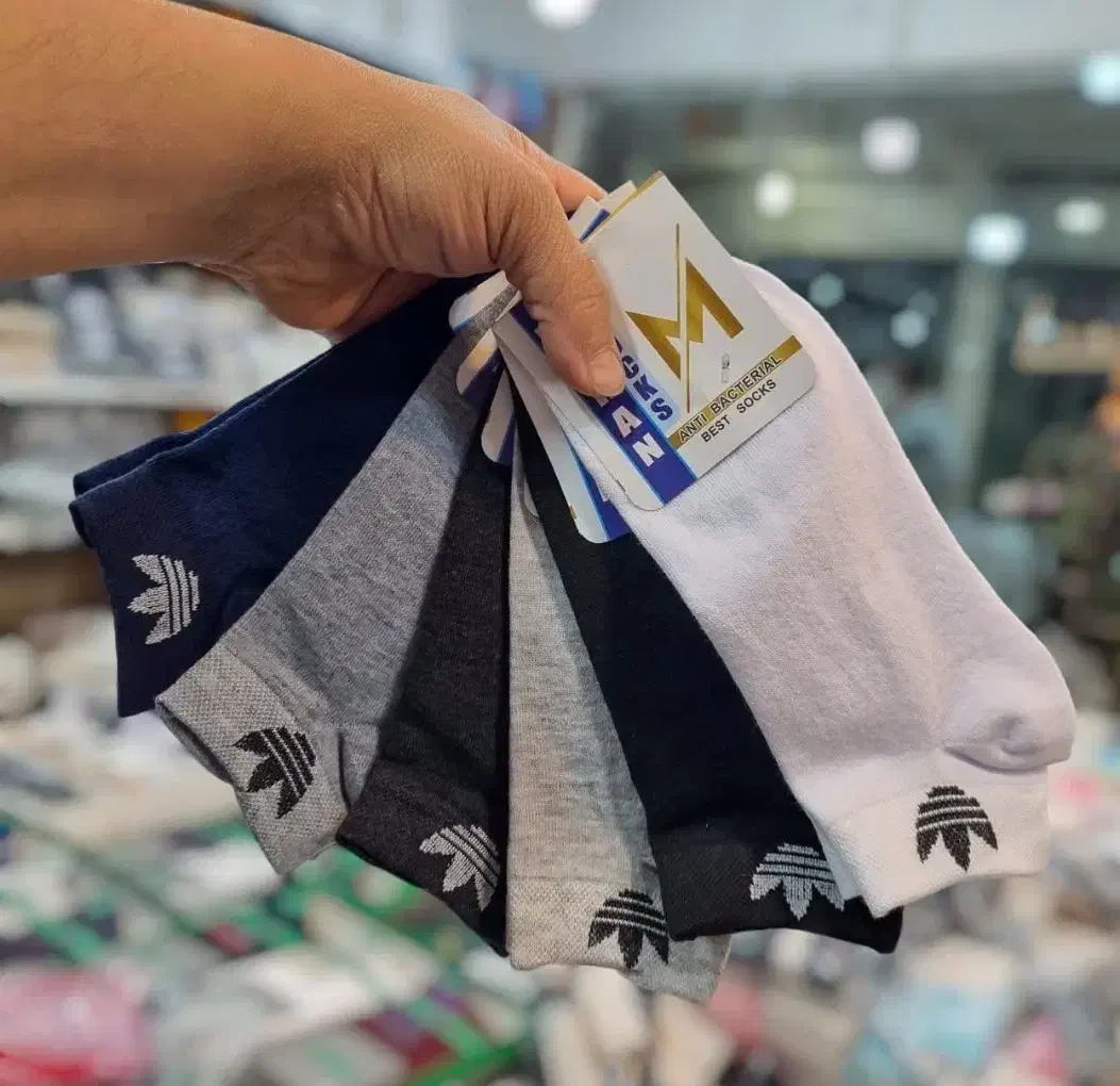 جوراب زنانه و مردانه ۱۵ تومن (پوشاک یک)|لباس|شیروان (خراسان), |دیوار