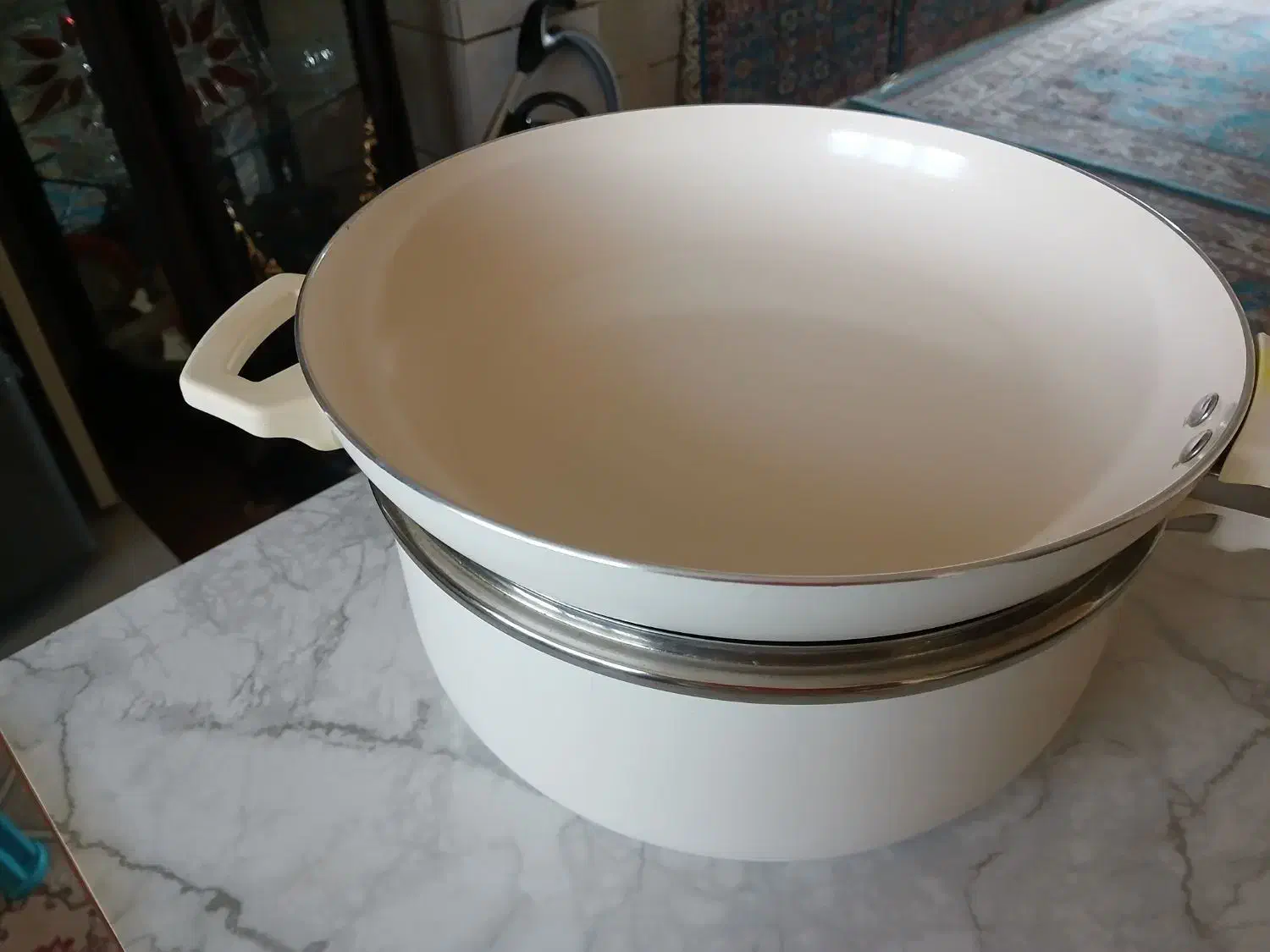 یک عدد قابلمه ویک عددتابه|ظروف پخت‌وپز|سمنان, |دیوار